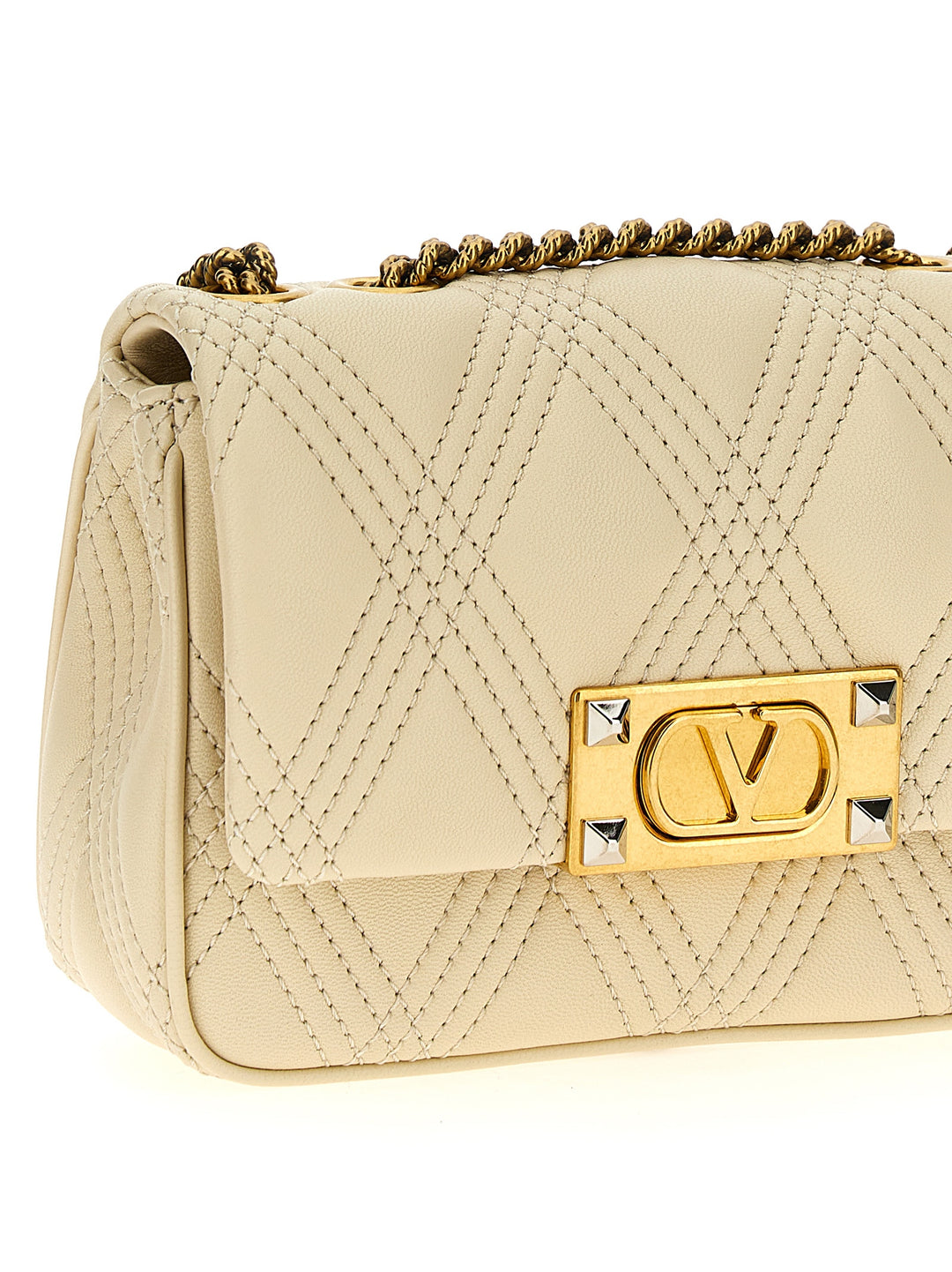 Valentino Garavani Quiltie 67 Shoulder Bags - White | 7b36fce16a511e5122fce4e3b1b9d2f4135de3da