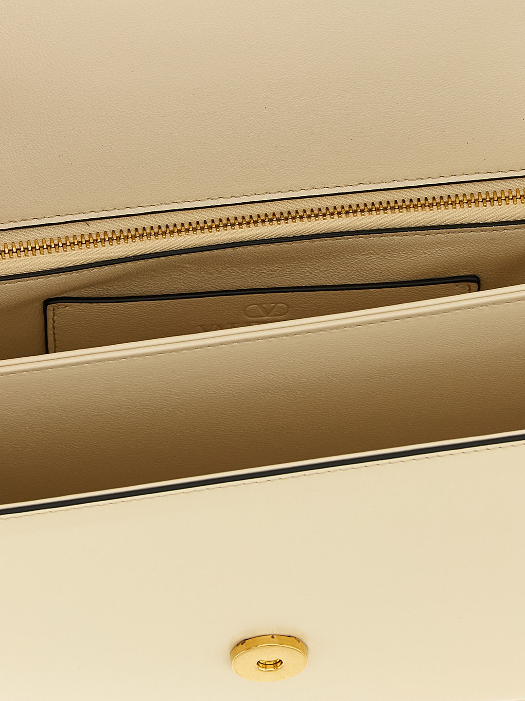 Valentino Garavani Vain Shoulder Bags - White | ac4b65bde16c925efd5a14801346eea88eff7155