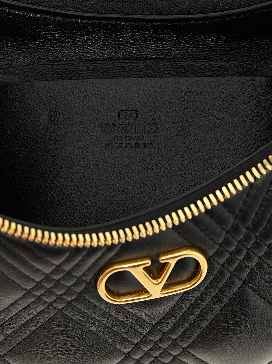 Valentino Garavani Quiltie 67 Shoulder Bags - Black | 86940ea1e646726d0b8d9dab29ab83a20d909344