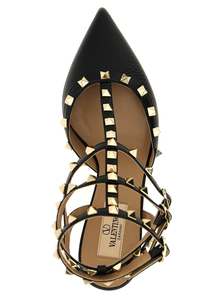 Valentino Garavani Rockstud Pumps - Black | fe8fd7b77f39f0a3978d73875c6e43706f15a509