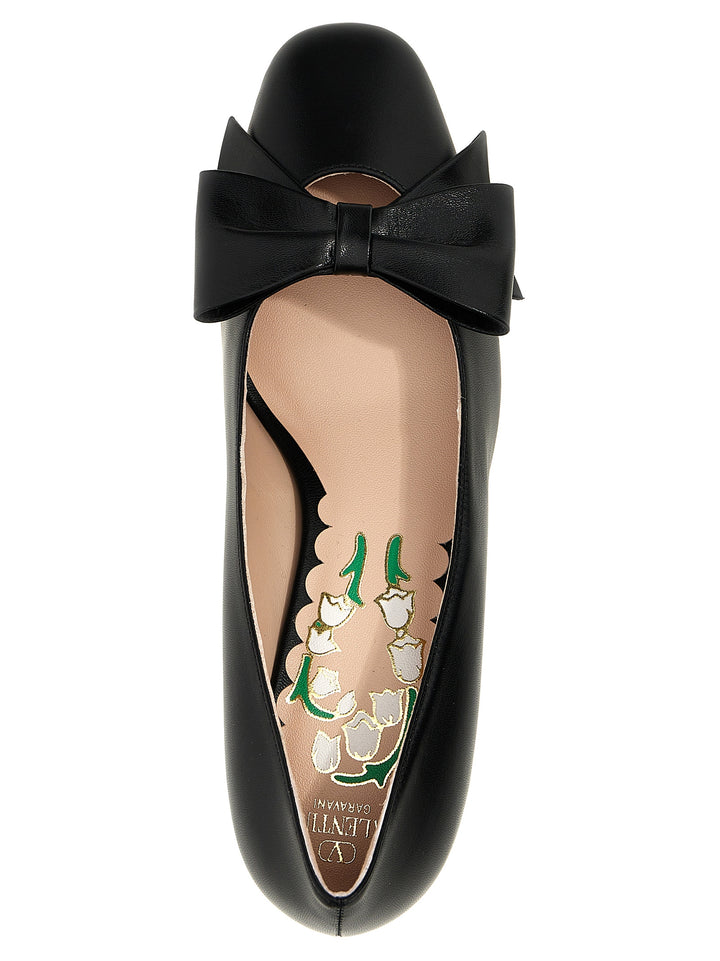 Valentino Garavani Bowow Pumps - Black | acb0744bd1f8698aace187769c51346f073b19fe