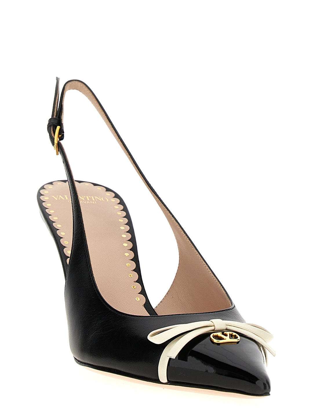 Valentino Garavani Vlogo Signature Pumps - White/Black | a37de67822e8016e27655ef0519d3f25a71158e3