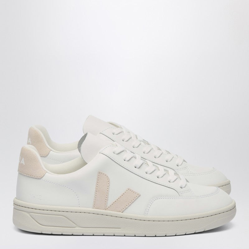 Veja Shoes - White | 8a06fd4d7ddb8f0e56fdeccd1d1084dc4310504c