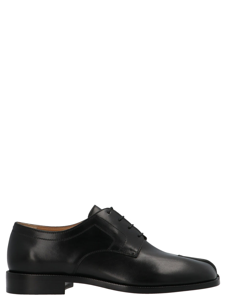 Maison Margiela Tabi Lace Up Shoes - Black | e4f2f128fe4afb6d72a1055896583e39dc9f9129